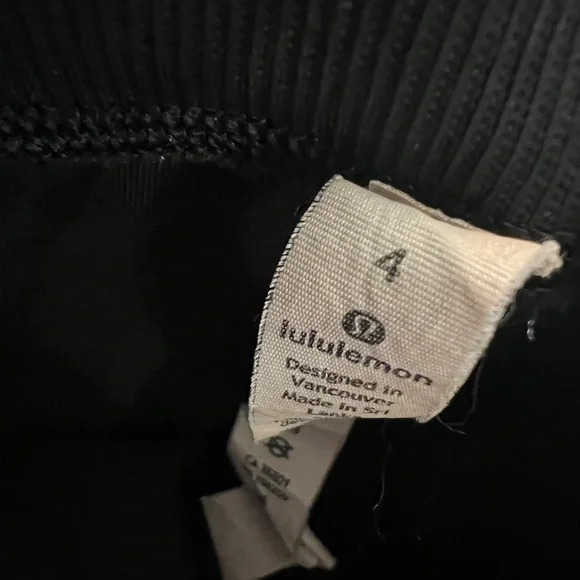 lululemon athletica Classic Black Leggings - Picture 2 of 4